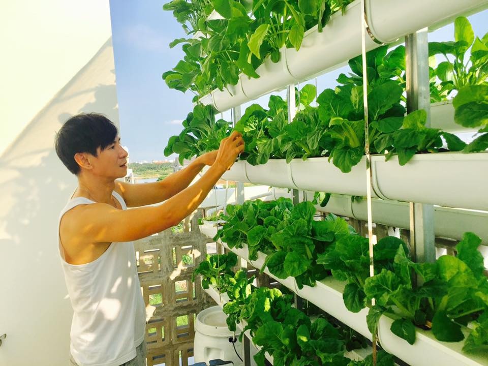 Những sao Việt sống giản dị dù nổi tiếng bậc nhất Vbiz và sở hữu tài sản kếch xù Những sao Việt sống giản dị dù nổi tiếng bậc nhất Vbiz và sở hữu tài sản kếch xù